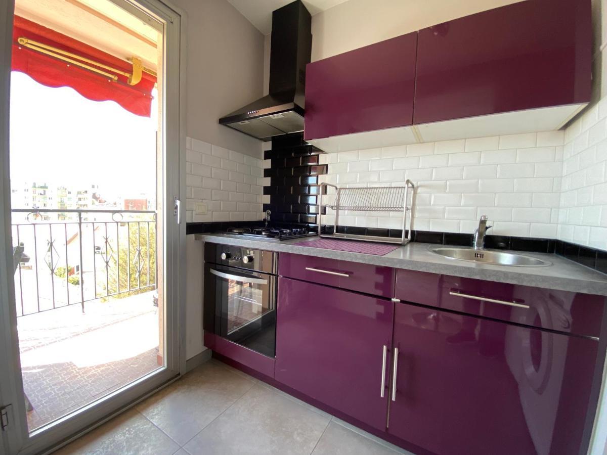 Stylish, modern studio in Nizza Esterno foto