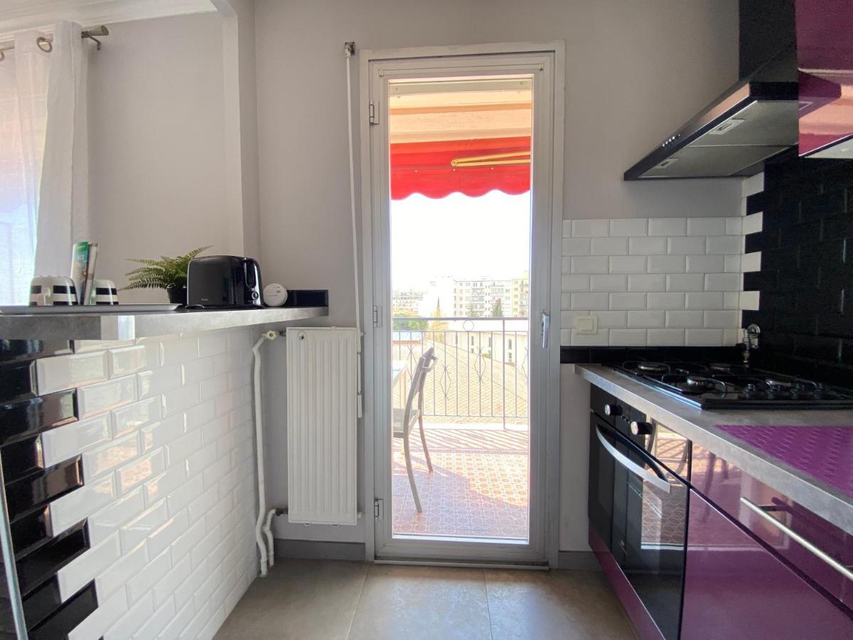 Stylish, modern studio in Nizza Esterno foto